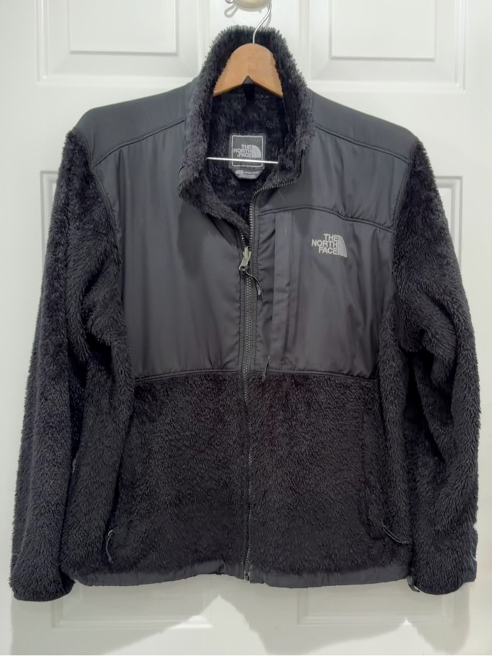The North Face Women's Summit Series Fuzzy Polartec Fleece Zip Up Jacket, Large